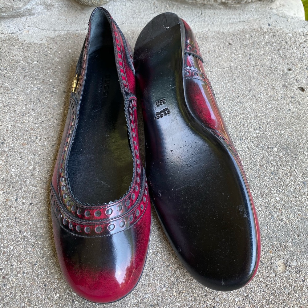 Gucci Red & Black Brogue Style Flats - 38.5 - Picture 9 of 11